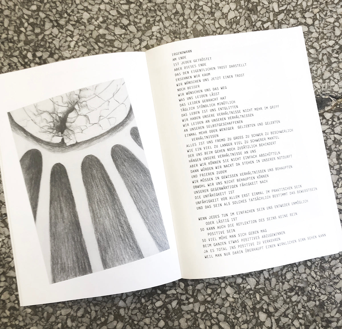 DIVIDED PLANET - Ruth Wolf-Rehfeldt (ChertLüdde Books)