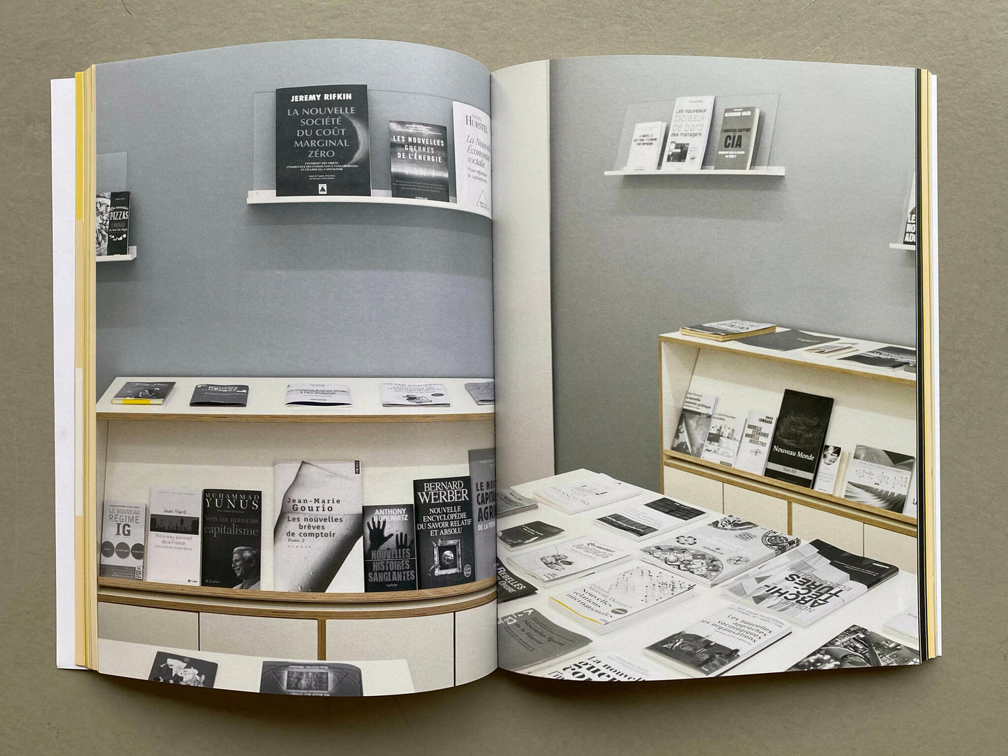 Publication Revue No.1 - edited by Melissa Djinekou